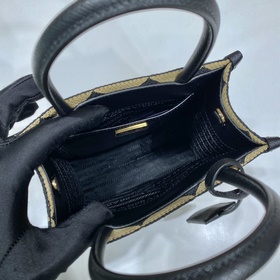 Prada Вышитая ткань Тоут-баг Артикул： 1BA355 Маленький размер с 