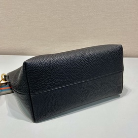 Prada Новая сумка с двумя ремнями Модель： 1BA111 Двойные ремни Э