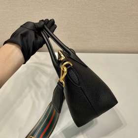 Prada Новая сумка с двумя ремнями Модель： 1BA111 Двойные ремни Э