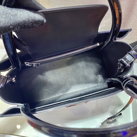 Prada Новый номер модели： 1BA321 Сумка с гладкой поверхностью И