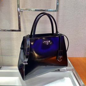 Prada Новый номер модели： 1BA321 Сумка с гладкой поверхностью И