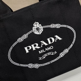Prada Сумка для садовника Классическая популярная модель Артику