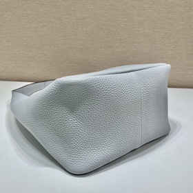 Prada  Сумка-корзина Новая модель модели： 1BC127 Новый цвет/ледя