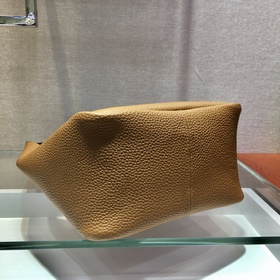 Prada  Сумка для продуктов Новая модель сумка-ведро Артикул： 1BC