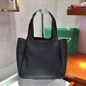 Prada  Сумка для продуктов Новая модель сумка-ведро Артикул： 1BG
