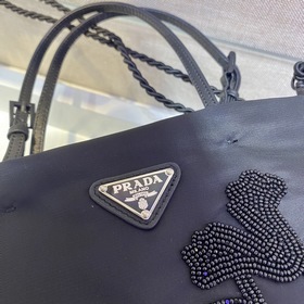 Prada Ограниченная серия с вышивкой Большая сумка с модным рисун