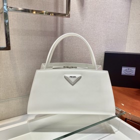 PRADA Новый номер модели： 1BA327b Эта сумка из весенне-летней ко