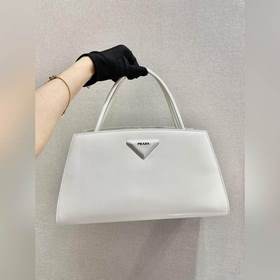 PRADA Новый номер модели： 1BA327b Эта сумка из весенне-летней ко