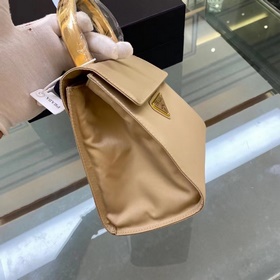 Prada Ретро сумка Модель 1BH608 Лаконичный и элегантный дизайн, 