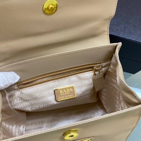 Prada Ретро сумка Модель 1BH608 Лаконичный и элегантный дизайн, 