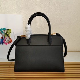Сумка Prada из кожи Saffiano и телячьей кожи Кожа Двойные ручки 