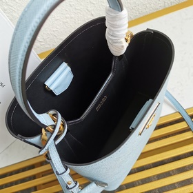 PRADA сумка через плечо Модель： 1BA212 Изготовлена из импортной 