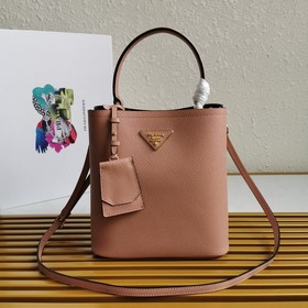 PRADA сумка через плечо Модель： 1BA212 Изготовлена из импортной