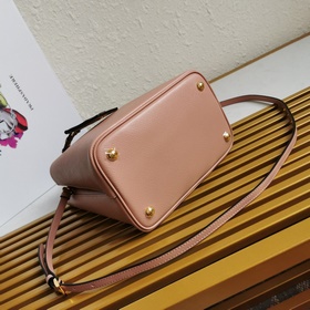 PRADA сумка через плечо Модель： 1BA212 Изготовлена из импортной 
