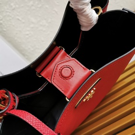 Сумка через плечо PRADA Модель： 1BA212 Изготовлена из импортной к
