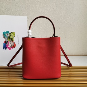 Сумка через плечо PRADA Модель： 1BA212 Изготовлена из импортной к