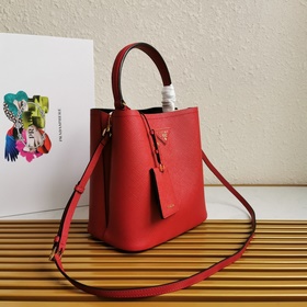Сумка через плечо PRADA Модель： 1BA212 Изготовлена из импортной к