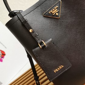 Сумка через плечо PRADA Модель： 1BA212 Изготовлена из импортной к