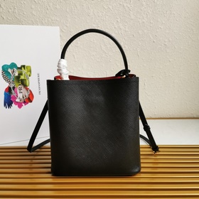 Сумка через плечо PRADA Модель： 1BA212 Изготовлена из импортной к