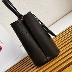 Сумка через плечо PRADA Модель： 1BA212 Изготовлена из импортной к