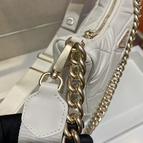 Prada Улучшенная версия «три в одном» Модель： 1BC157 Овечья кожа