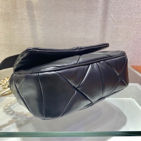Prada Новая модель «три в одном» Артикул： 1BD292 Овечья кожа Эта