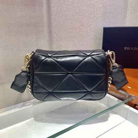 Prada Новая модель «три в одном» Артикул： 1BD292 Овечья кожа Эта