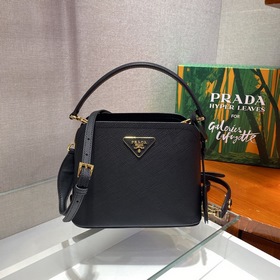 Prada Новая женская сумка мини-размера Артикул： 1BA286 Эта мини-