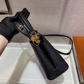 Prada Новая женская сумка мини-размера Артикул： 1BA286 Эта мини-