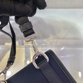 Prada Новый чехол для мобильного телефона Артикул： 2ZH109 Новый 