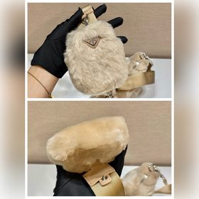 Prada Пушистая сумка «три в одном» Артикул： 1BC151 Эта пушистая 