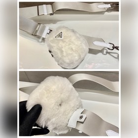 Prada Пушистый три в одном Артикул： 1BC292 Этот пушистый три в о