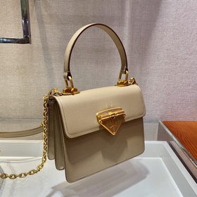 Prada Новая осенне-зимняя модель сумки через плечо, артикул： 1BD0