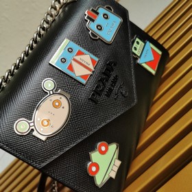 Prada Модель： 1BD127 Сумка через плечо из кожи Saffiano и телячье