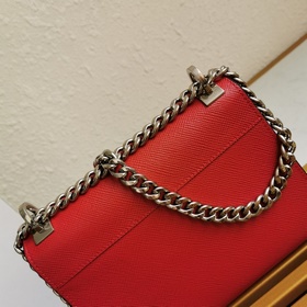 Prada Модель： 1BD127 Сумка через плечо из кожи Saffiano и телячье