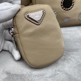 Prada Трехфункциональная сумка с вышивкой и блестками Новая моде