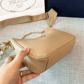 Prada Самая популярная сумка Hobo 3 в 1 (полностью из кожи) Сумка