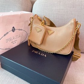 Prada Самая популярная сумка Hobo 3 в 1 (полностью из кожи) Сумка