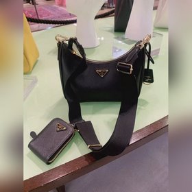 Prada Самая популярная сумка Hobo 3 в 1 (полностью из кожи) Сумка