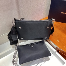 Prada  Новая сумка-близнец Модель： 1BH168 Эта сумка-близнец из н