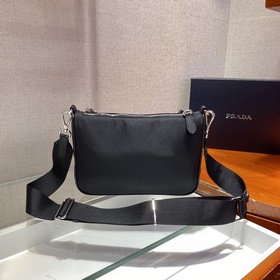 Prada  Новая сумка-близнец Модель： 1BH168 Эта сумка-близнец из н