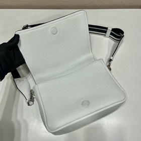Prada Новая сумка через плечо с двумя ремнями Модель： 1BD314 Дво