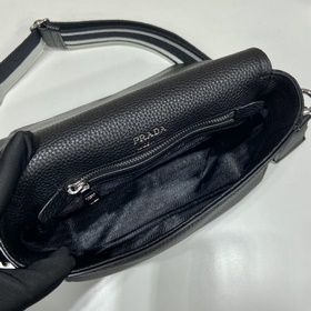 Prada Новая сумка через плечо с двумя ремнями Модель： 1BD314 Дво