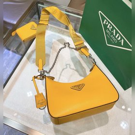 Prada Самая популярная сумка Hobo 3 в 1 (полностью из кожи) Сумка