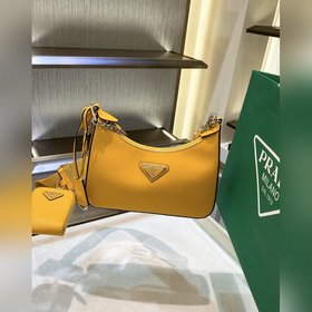 Prada Самая популярная сумка Hobo 3 в 1 (полностью из кожи) Сумка