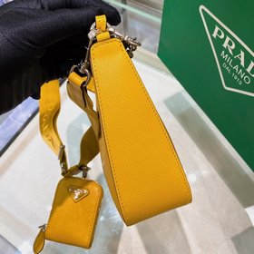 Prada Самая популярная сумка Hobo 3 в 1 (полностью из кожи) Сумка