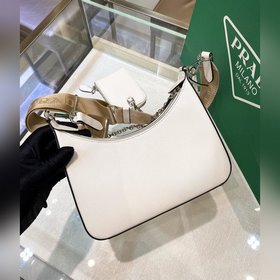 Prada Самая популярная сумка Hobo 3 в 1 (полностью из кожи) Сумка