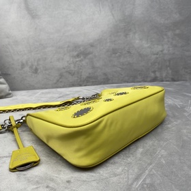 Prada Трехфункциональная сумка с вышивкой и блестками Новая моде