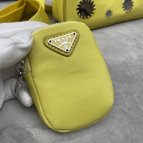 Prada Трехфункциональная сумка с вышивкой и блестками Новая моде