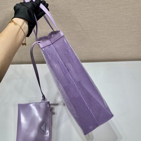 Prada Сумка с пайетками Артикул： 1BG416 Пайетки Эта сумка-тоут у